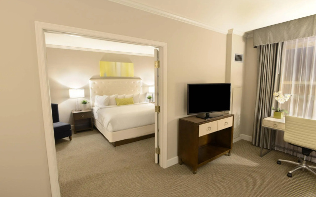 Double Suite