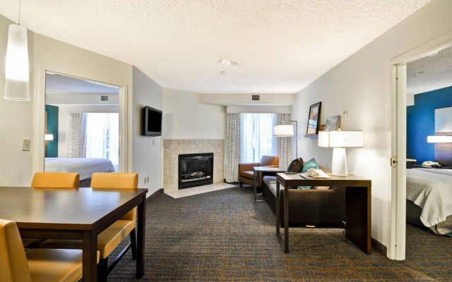 2 Bedrooms Suite
