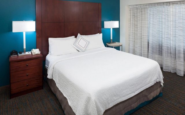 Luxury Suite with balcony and with lake view