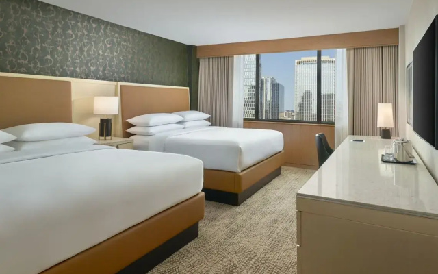 Premier Quadruple Club room