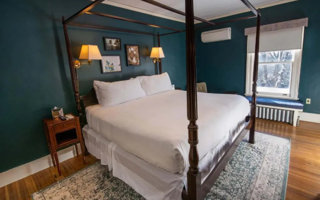 Classic room