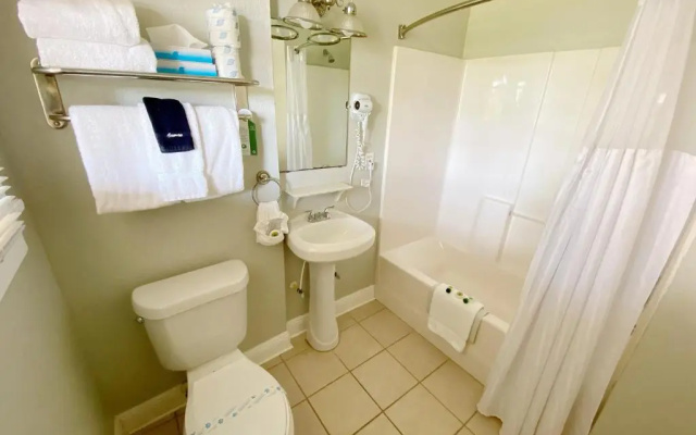 Classic Quadruple room