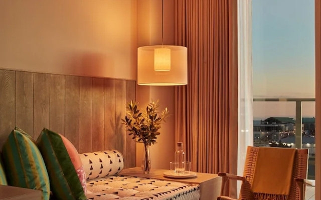 Standard Double room with city view