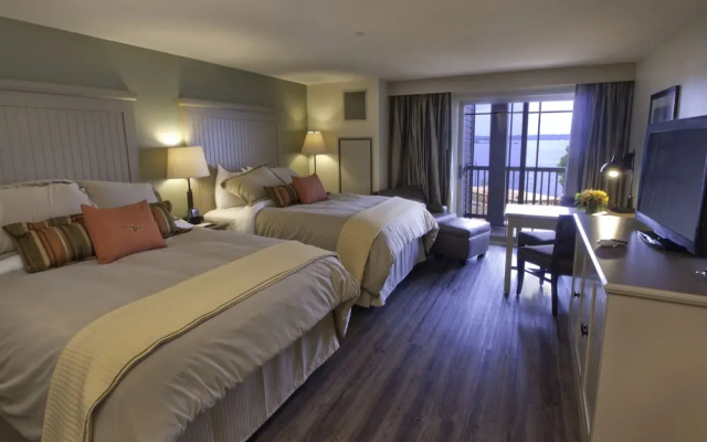 Standard Double room with river view
