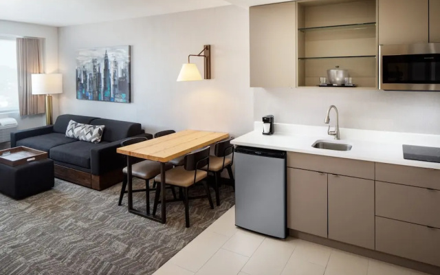 1 Bedroom Suite
