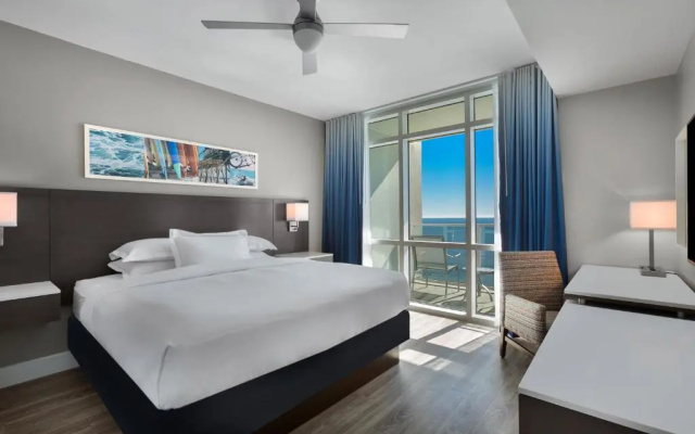2 Bedrooms Suite oceanfront