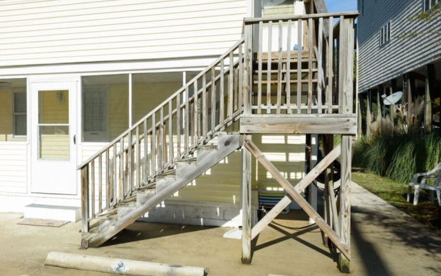 Cottage with balcony