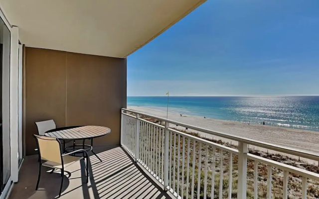 Standard room with balcony and with ocean view
