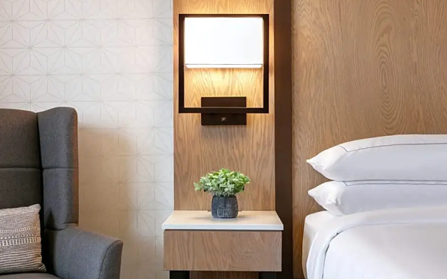 2 Bedrooms Suite