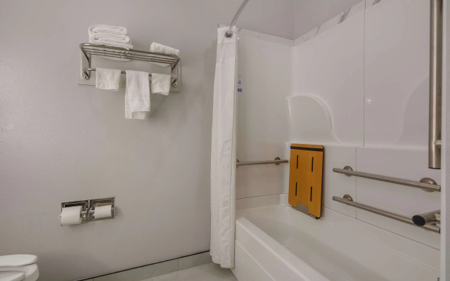 1 Bedroom Double Suite