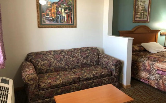 Quadruple Suite