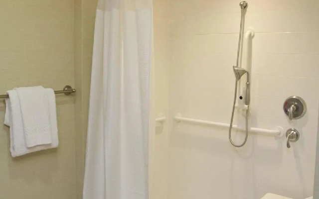 1 Bedroom Quadruple Suite