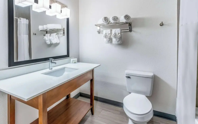 Quadruple Suite