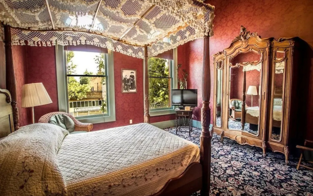 Classic room