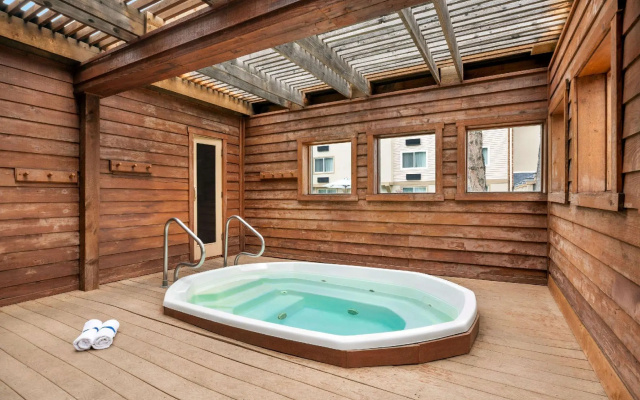 Deluxe Double Suite