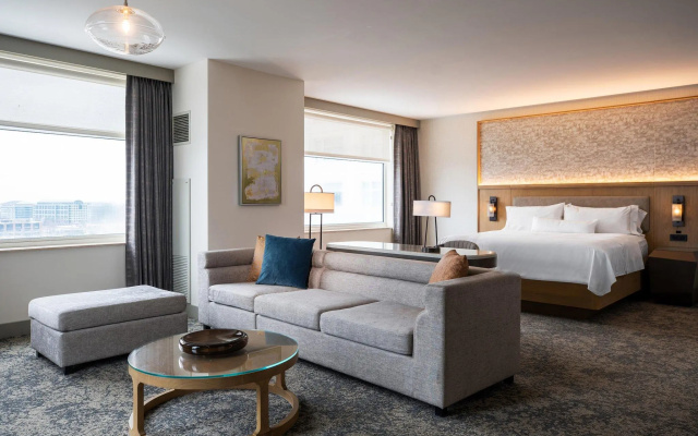 Deluxe Double Club Junior Suite