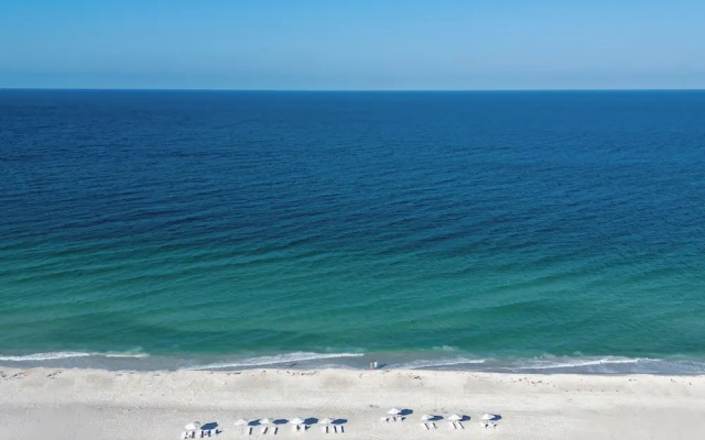 2 Bedrooms Suite beachfront