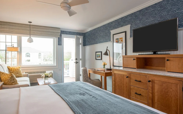 Standard room with balcony