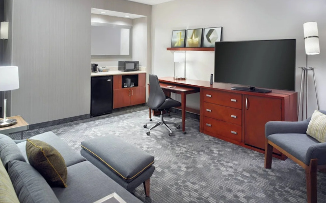 1 Bedroom Suite with balcony