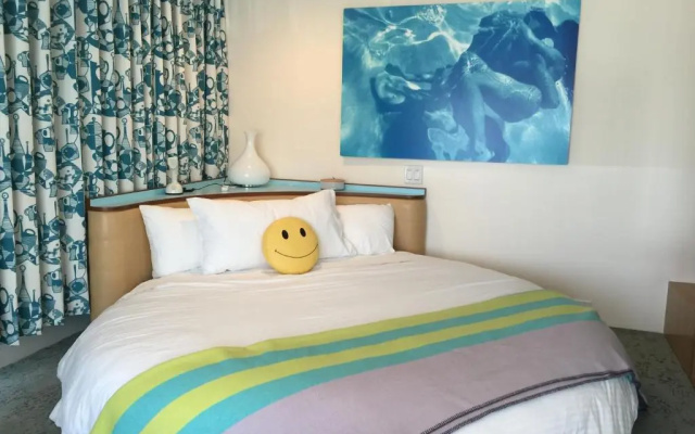 Double Corner Suite