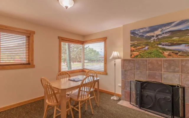 2 Bedrooms Double Suite