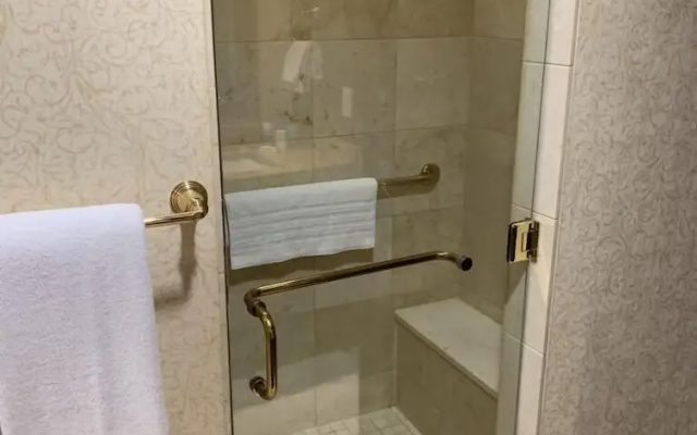 2 Bedrooms Suite