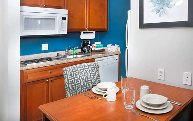 2 Bedrooms Sextuple Suite