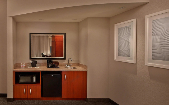 2 Bedrooms Double Suite