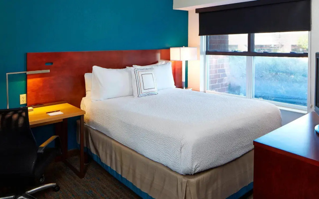 2 Bedrooms Suite