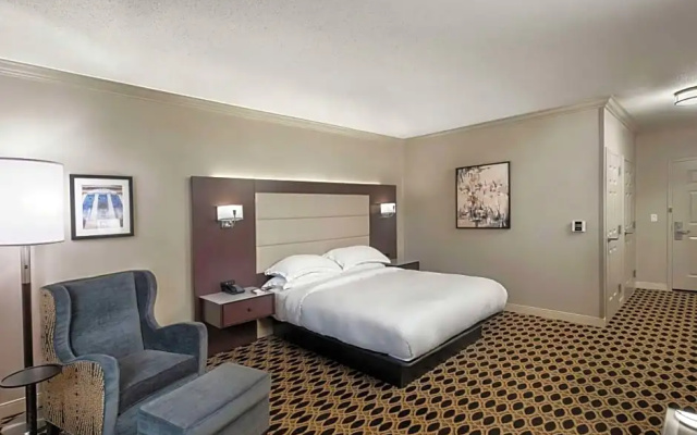 Standard room with city view