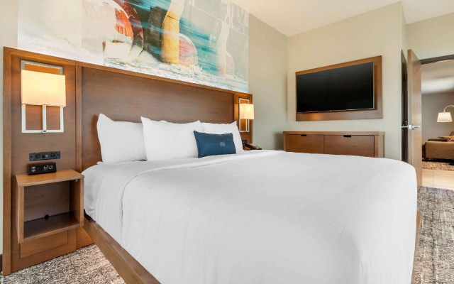 Double Suite
