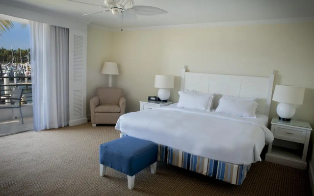 Standard room with harbour view
