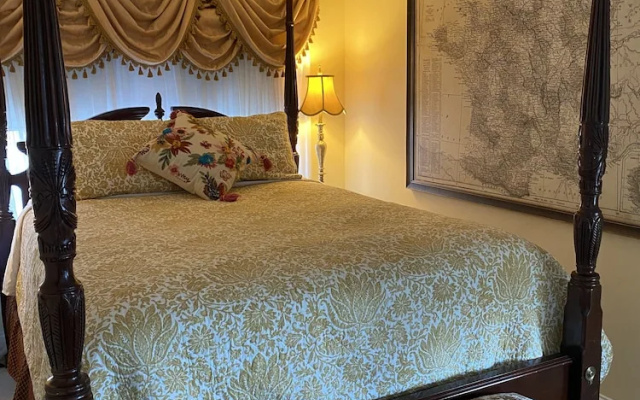 Premier room