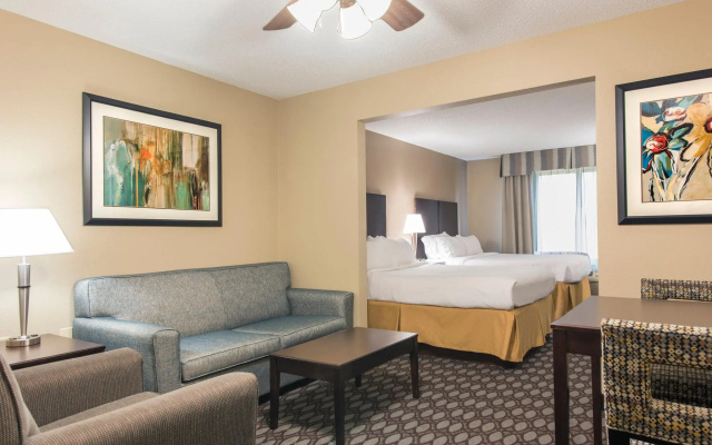 Quadruple Suite