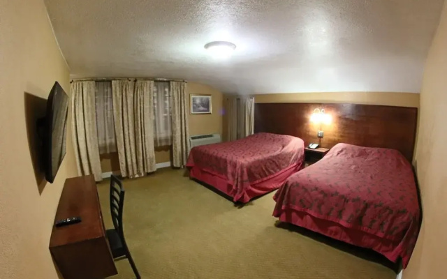 Standard Quadruple room with balcony