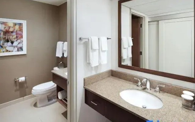 Standard room with balcony and with courtyard view