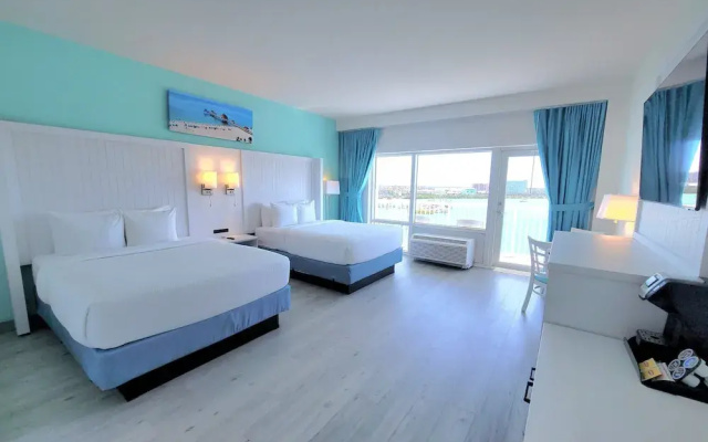 Premium Quadruple room with balcony and with harbour view
