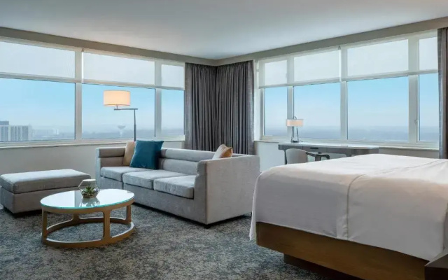 Deluxe Club Junior Suite