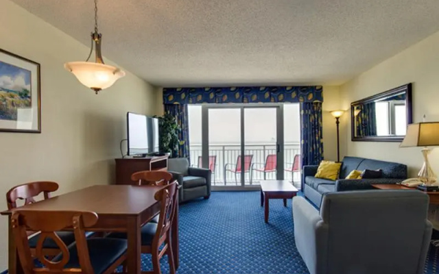Deluxe Suite