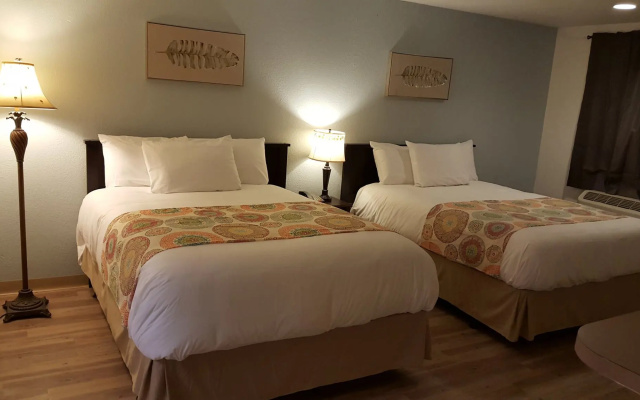 Deluxe Suite