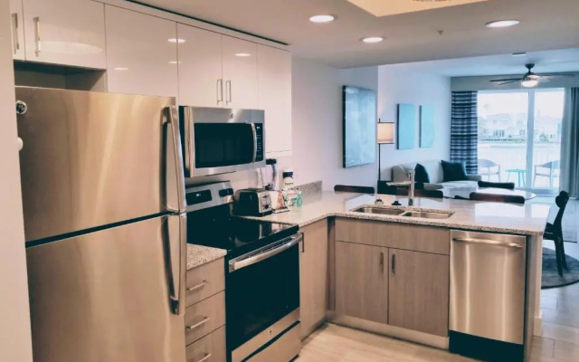 2 Bedrooms Premium Suite with bay view