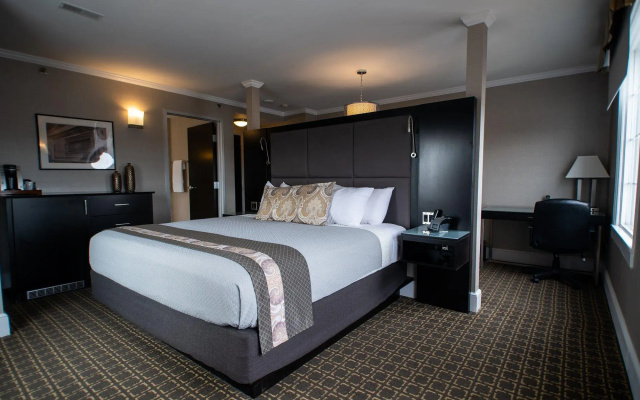 Double Suite