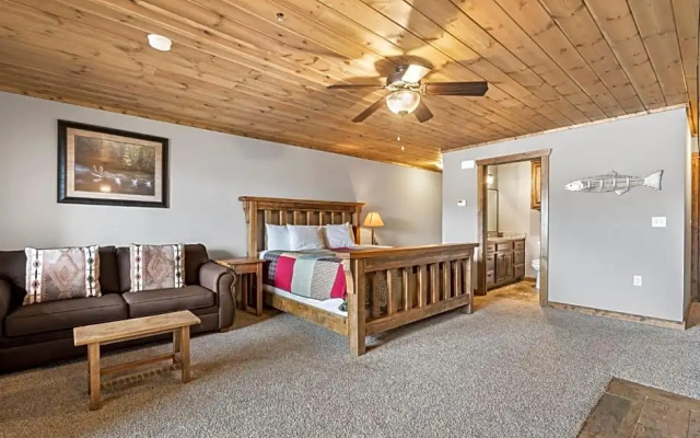 4 Bedrooms Cottage