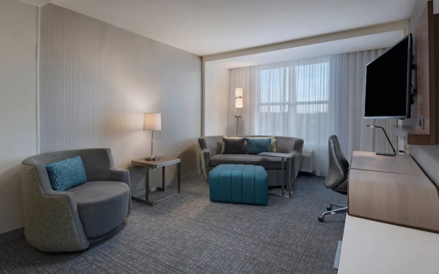 1 Bedroom Suite