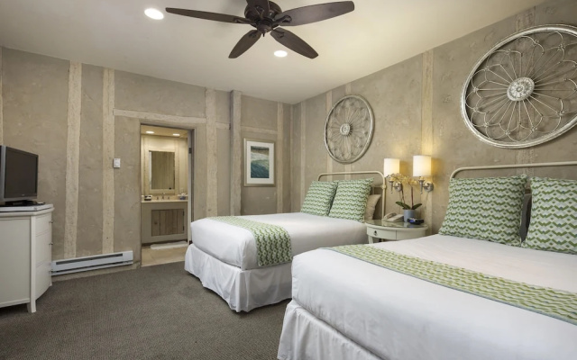Sextuple Family Suite