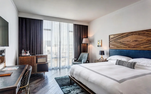 Thompson Suite