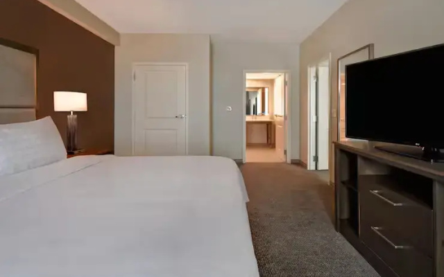 1 Bedroom Double Suite with pool view