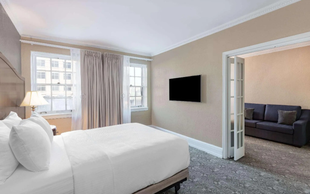 1 Bedroom Double Suite