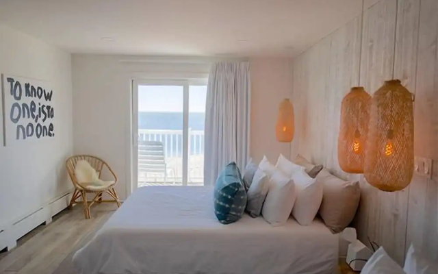 Superior room with balcony