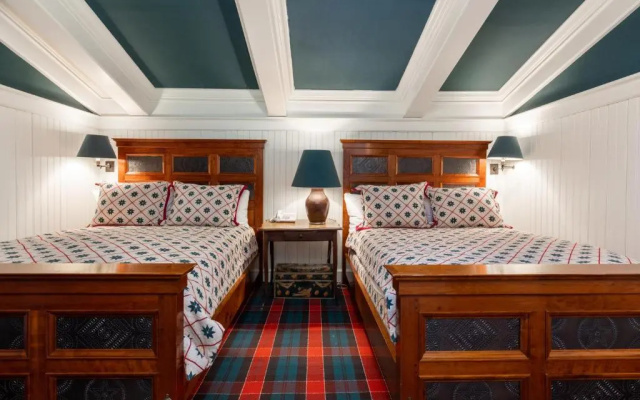 3 Bedrooms Apartment
